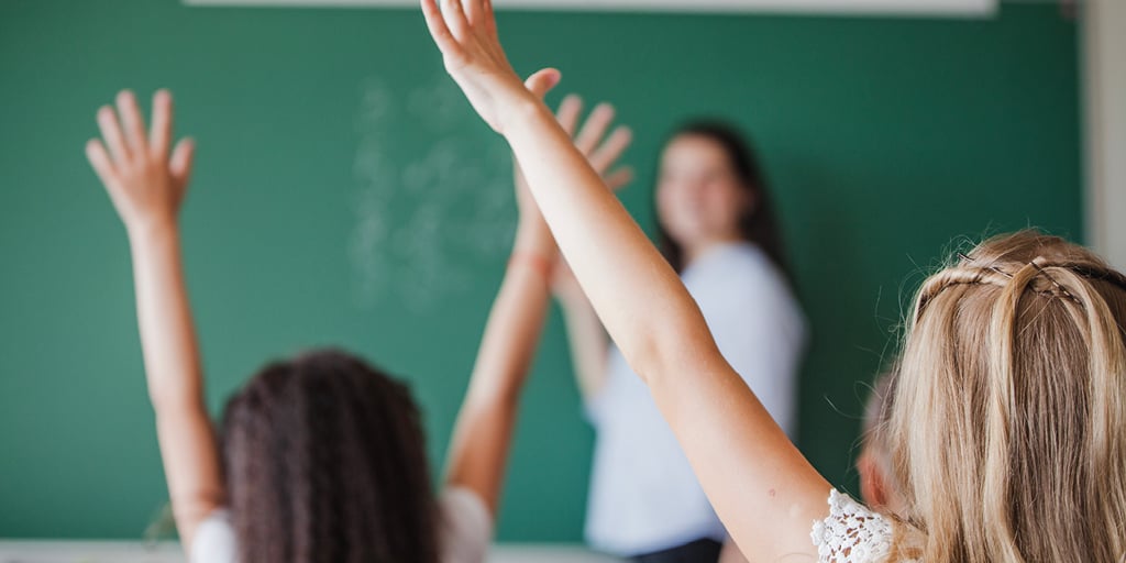 How to Increase Complexity in Learning